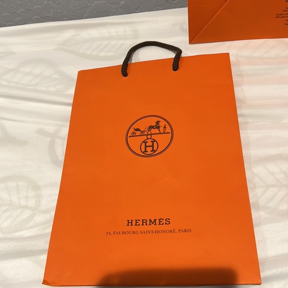 Hermes shopping bag - Picture 2 of 5